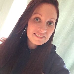 Meet your Posher, Abigail